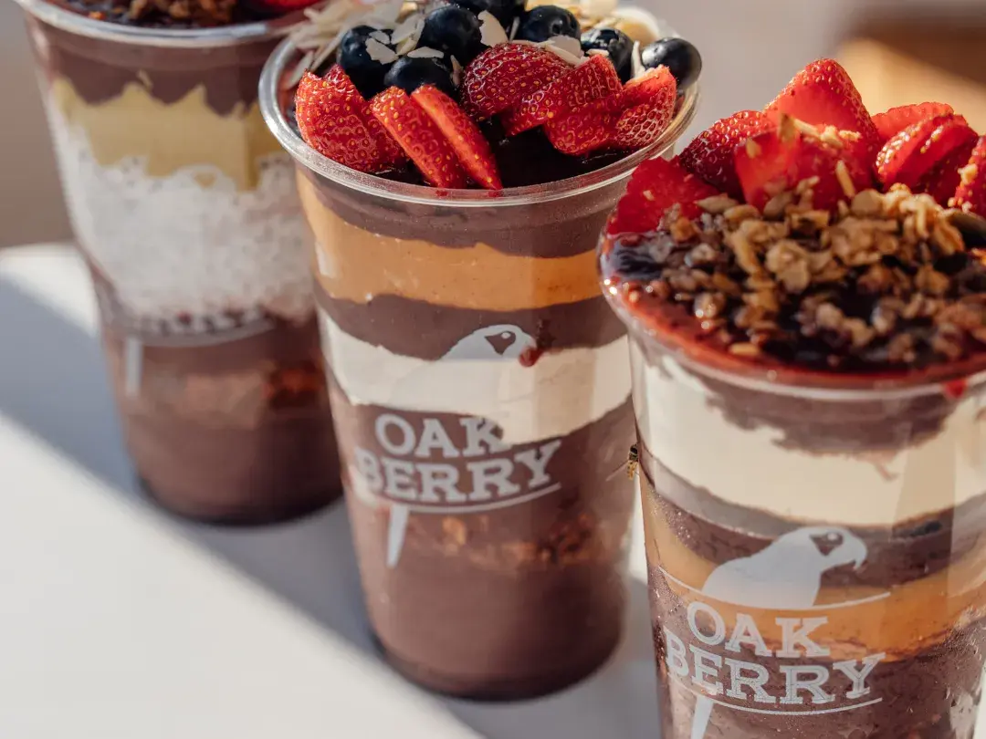 Order from OAKBERRY at Thon Senter Sandvika — Delivered by AllUNeed.no