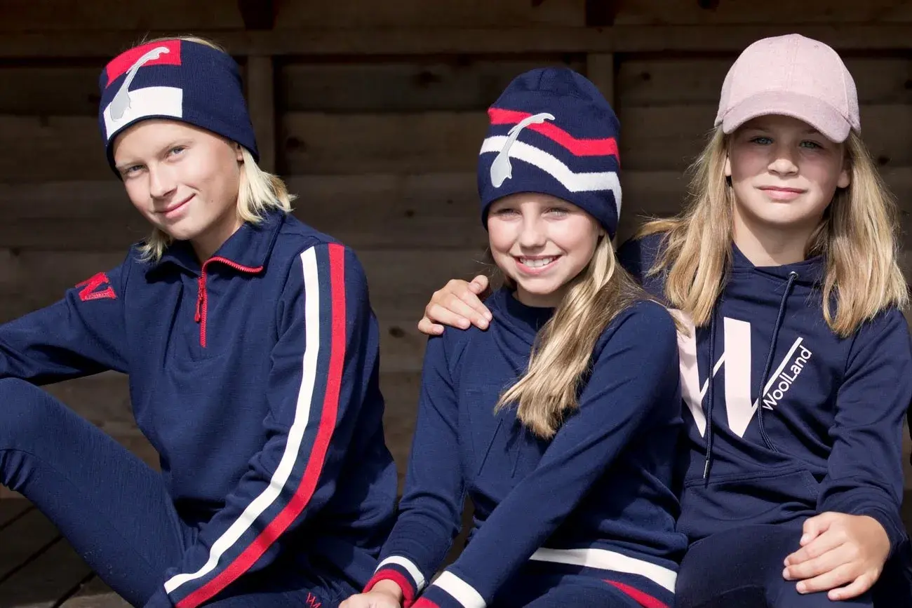 Order from WoolLand at Thon Senter Sandvika — Delivered by AllUNeed.no